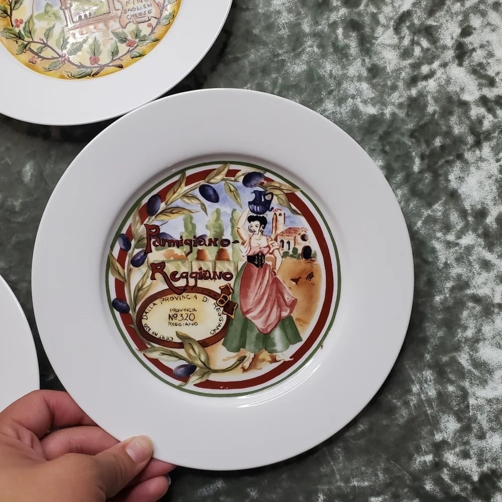 Restoration Hardware Brie Plates - Picture 6 of 10